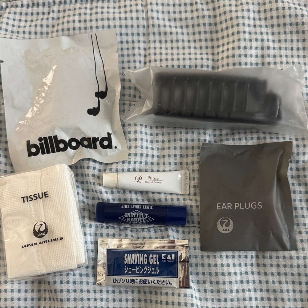 Japan Airlines Travel Amenity Kit